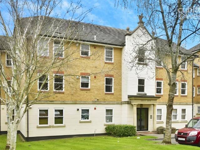 Flat for rent in Carshalton Beeches, Greater London