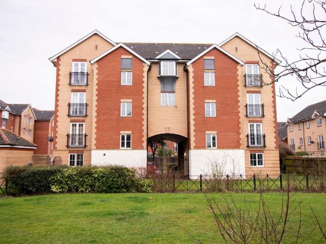 Flat for rent in Cardiff International Sports Village, Falcon Lodge