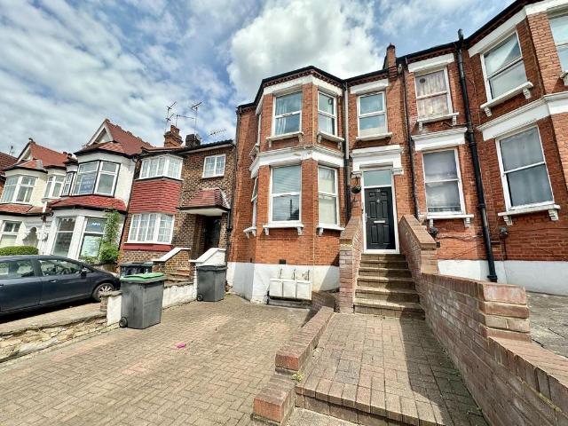 Flat for rent in Muswell Hill, Isle Of Man