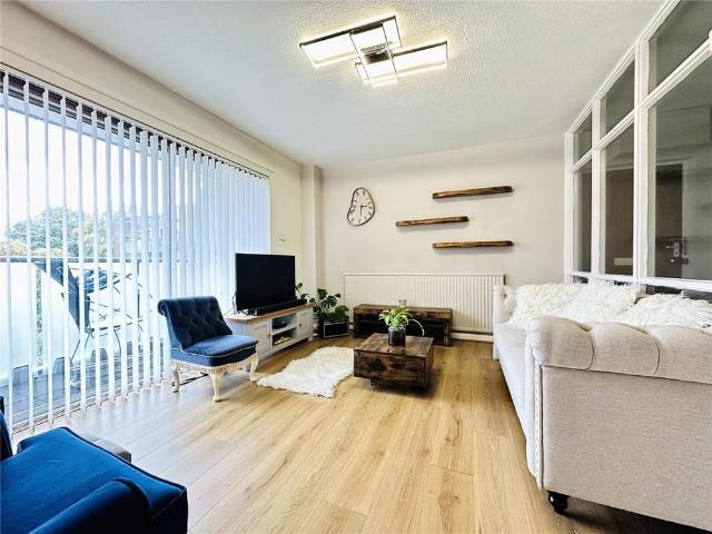 Apartment for rent in Roundhay, West Yorkshire
