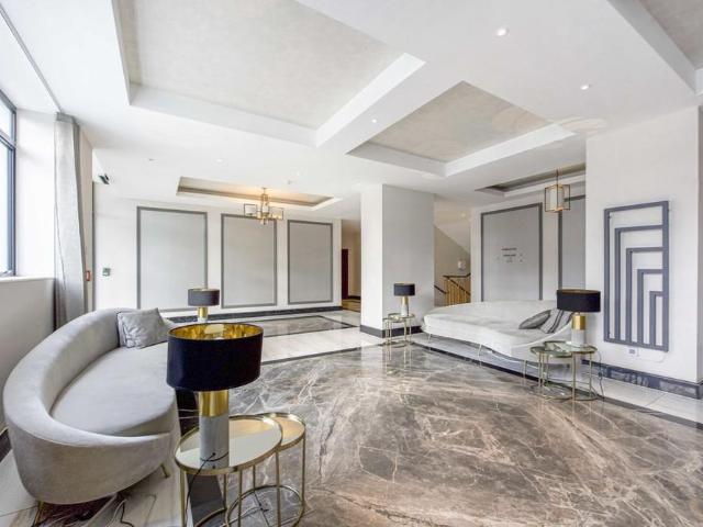 Apartment for rent in Denham