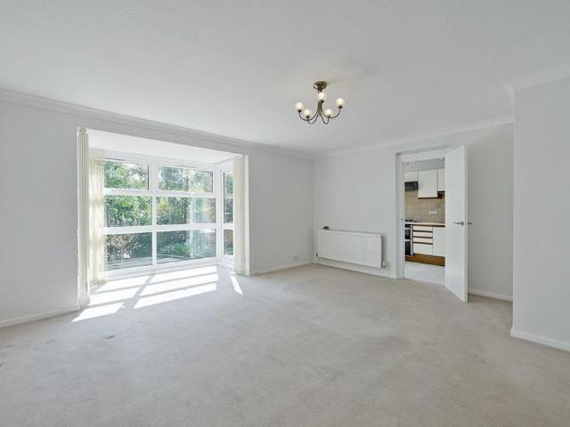 Apartment for rent in Clewer Village, Windsor