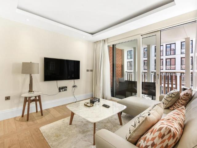 Flat for rent in St Clement Danes, Greater London