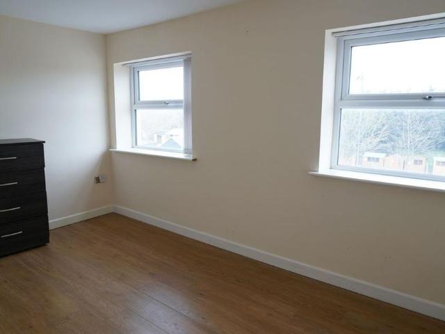 Apartment for rent in Strood