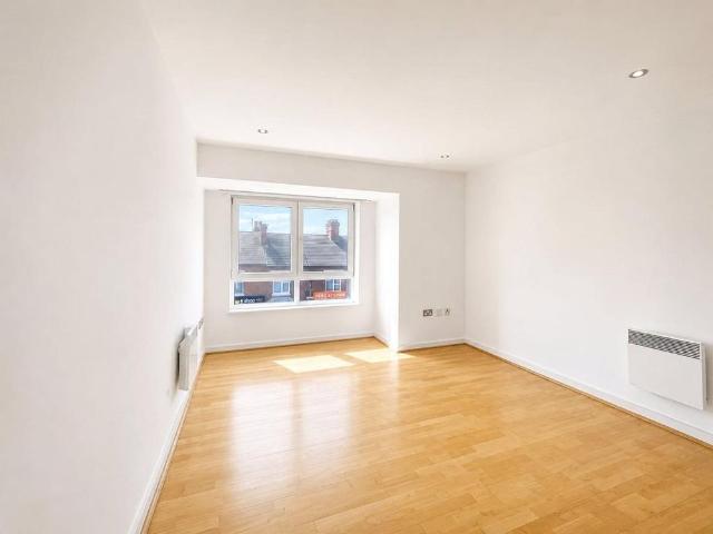 Apartment for rent in Black Friars, Old Wharf