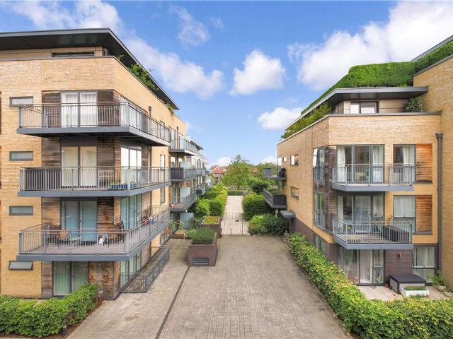 Flat for rent in Arbury, Cambridgeshire
