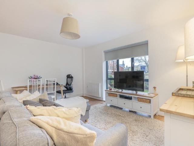 Apartment for rent in Aldershot, Hampshire