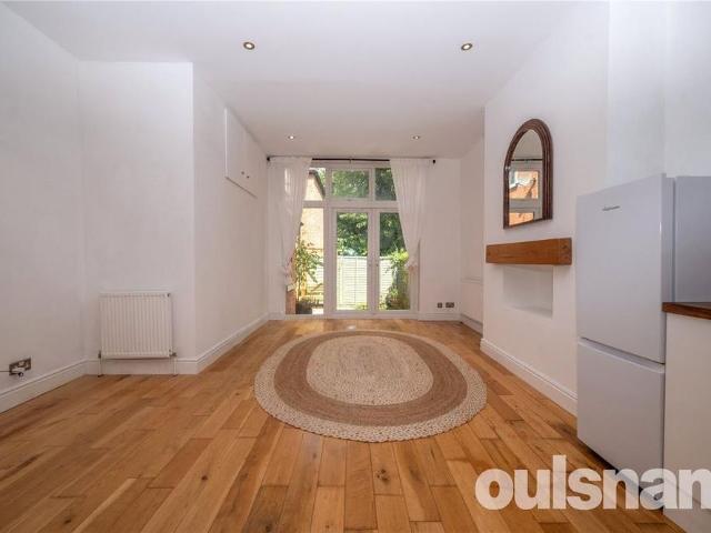 Apartment for rent in Wake Green, West Midlands