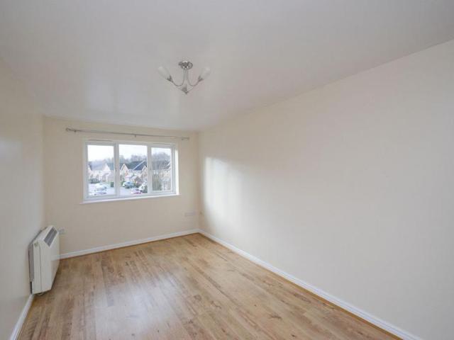 Apartment for rent in Loundsley Green, East Midlands