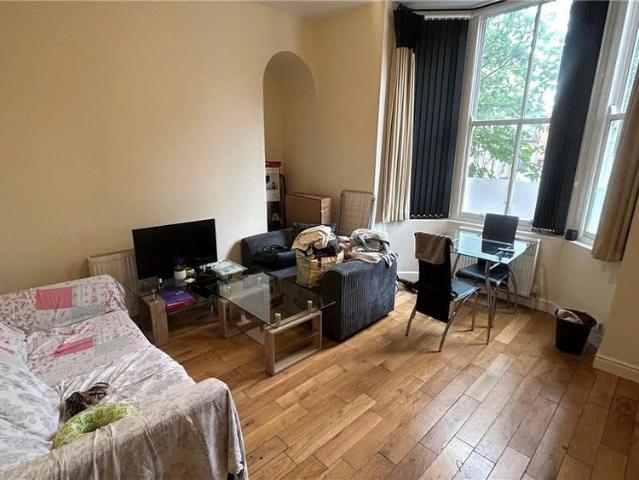 Apartment for rent in Bede Island, Old Wharf