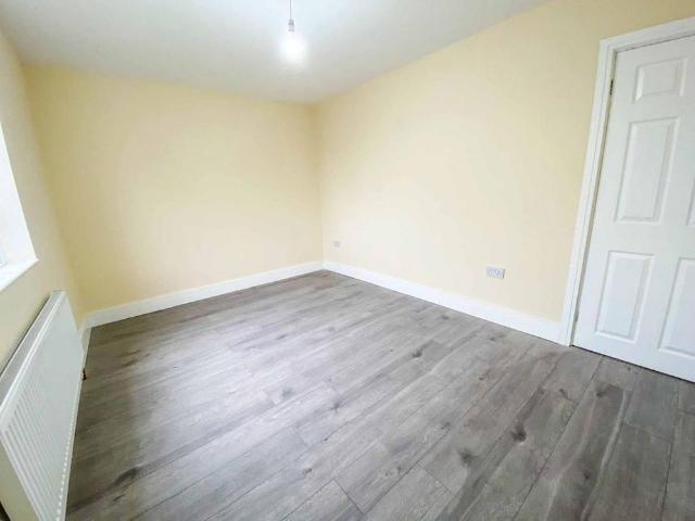 Apartment for rent in Wexham and Ivers Community Board, Richings Park