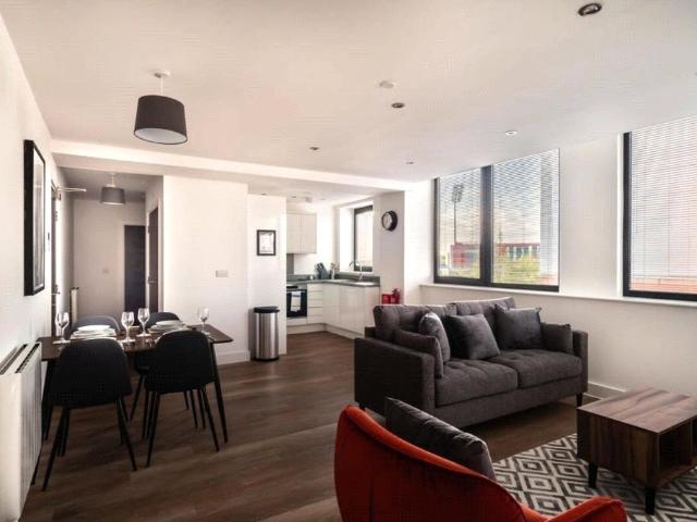 Flat for rent in Gorse Hill, Trafford Park