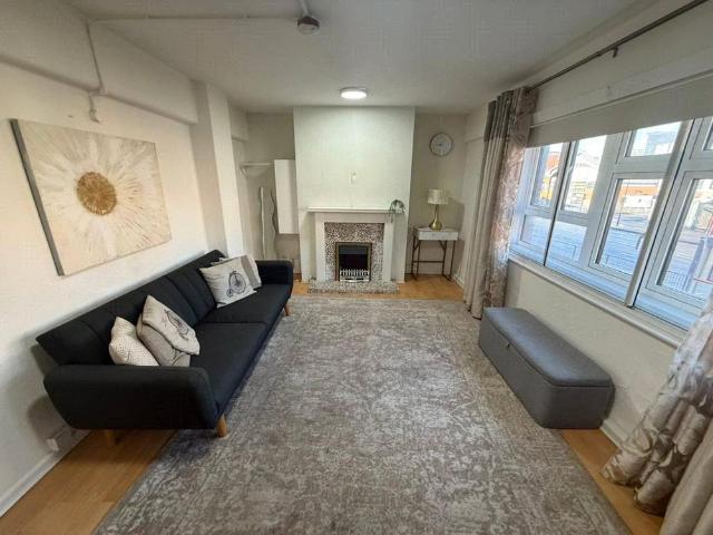 Apartment for rent in Highgate, Isle Of Man