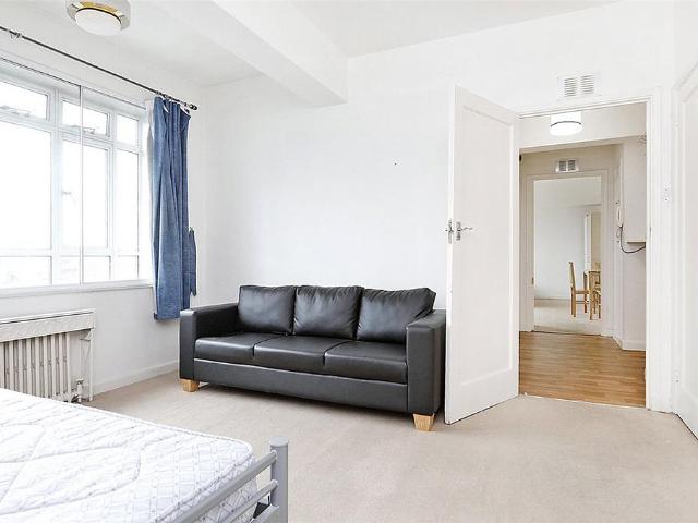 Flat for rent in Fitzrovia, Greater London