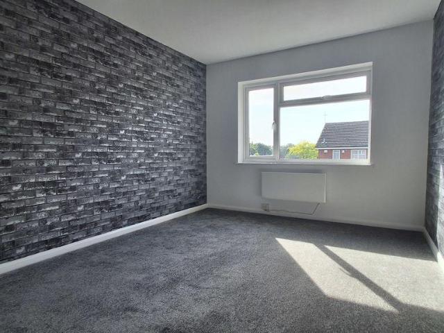 Flat for rent in Great Chatwell, Staffordshire