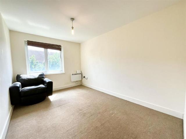 Apartment for rent in Feckenham, City Of Bristol