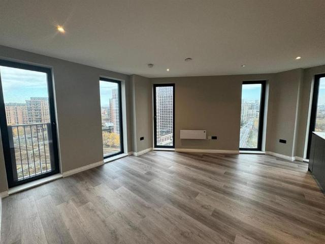 Apartment for rent in Woodhouse, West Yorkshire