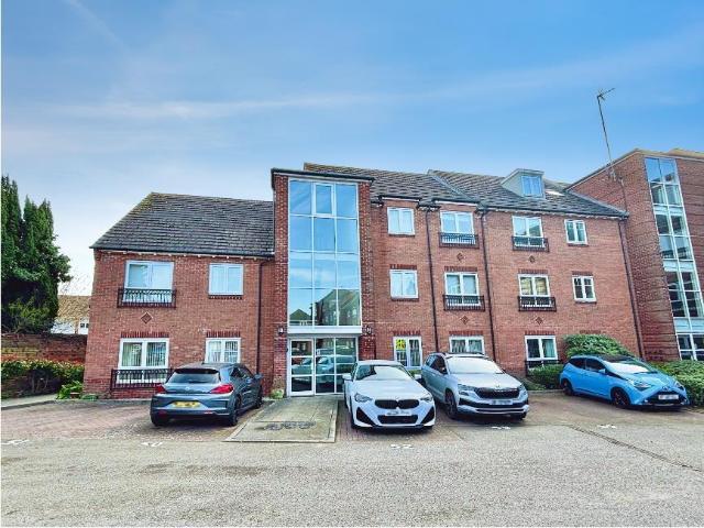 Flat for rent in Cliff Hill, Green Close
