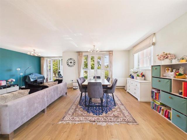 Apartment for rent in Westfield, Woking