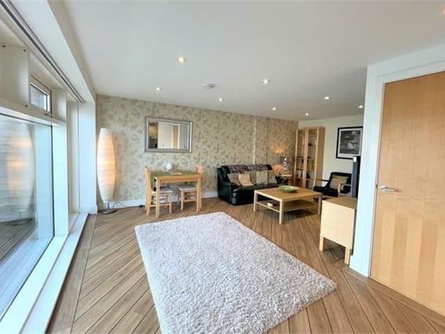 Apartment for rent in SA1 Swansea Waterfront, Nangreaves
