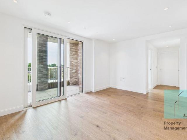 Apartment for rent in Kennington, Greater London