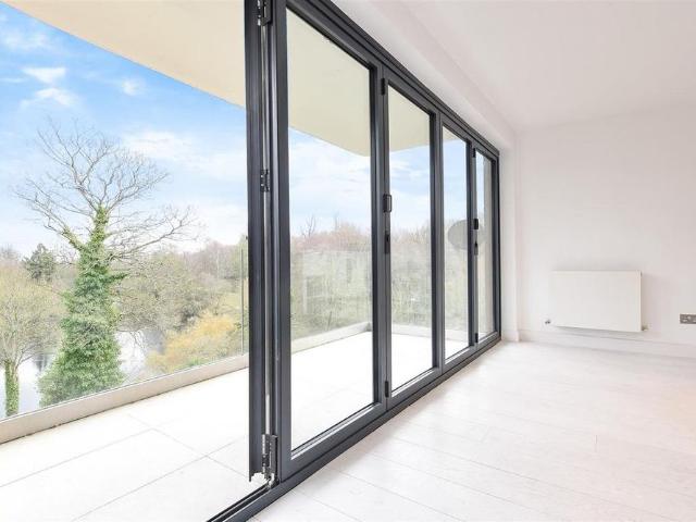 Apartment for rent in North End, West Hampstead