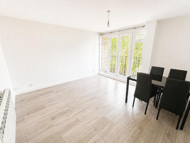 Apartment for rent in Birch Green, Lower Halliford