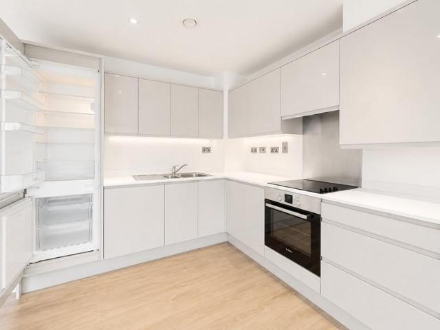 Flat for rent in Berrick Salome, Oxfordshire