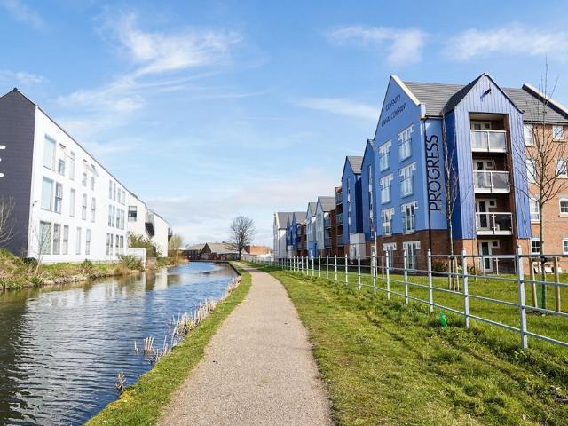 Flat for rent in Hillfields, West Midlands