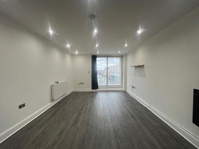 Apartment for rent in Broxbourne, Hertfordshire