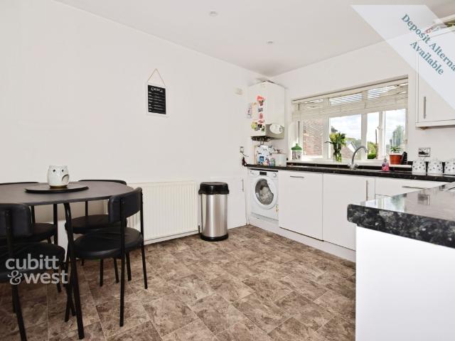 Apartment for rent in Copthorne, Mid Sussex
