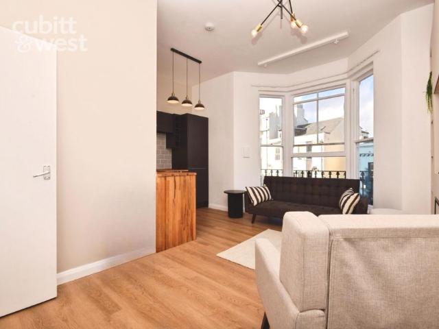 Apartment for rent in Round Hill, Brighton & Hove