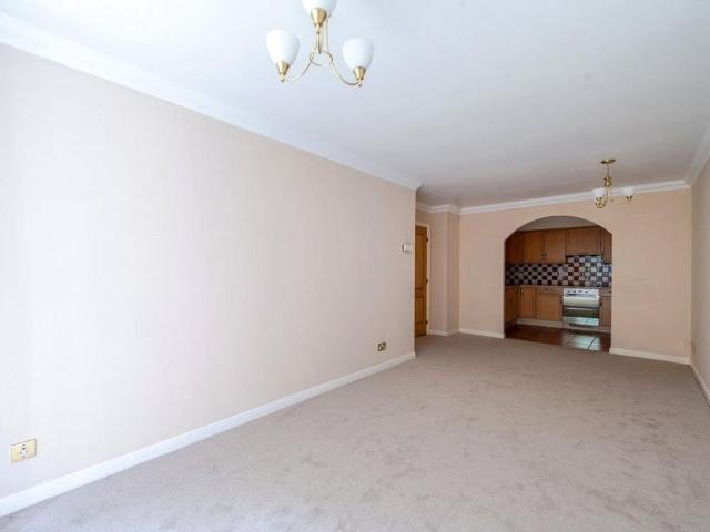 Apartment for rent in Wokingham, Isle Of Man