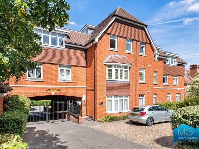 Apartment for rent in Friern Barnet, Greater London
