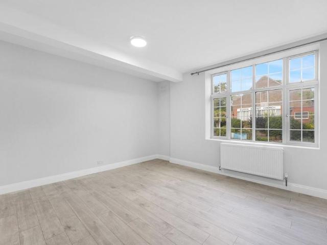 Apartment for rent in London Borough of Croydon, Greater London