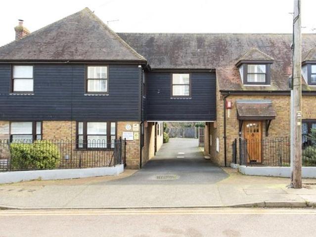 Flat for rent in Seasalter, Canterbury