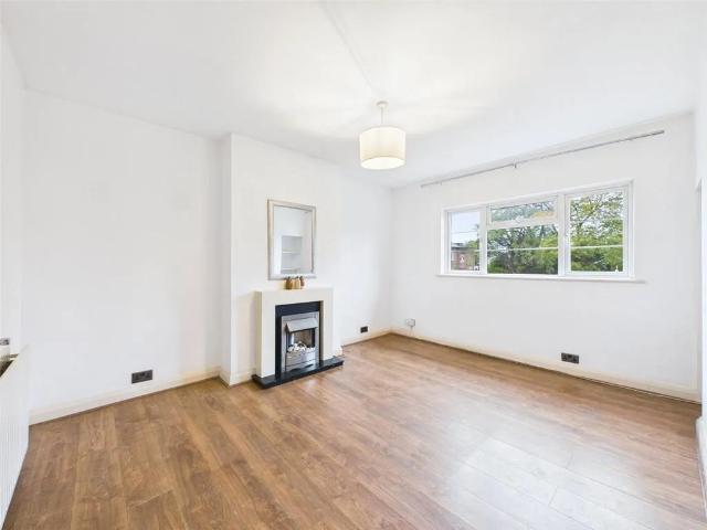Apartment for rent in London Borough of Richmond upon Thames, Greater London