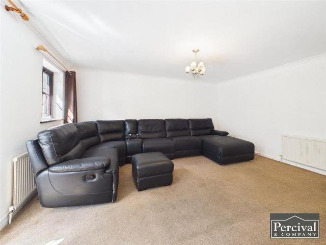 Apartment for rent in Holywell, The Slade