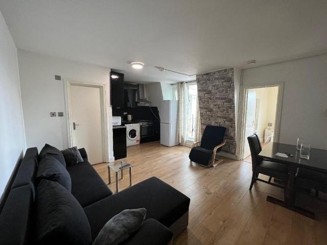 Flat for rent in South Hampstead, Isle Of Man