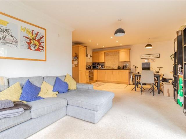 Apartment for rent in Maidenhead