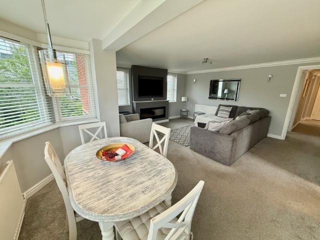 Apartment for rent in Wilmslow Park, Wilmslow