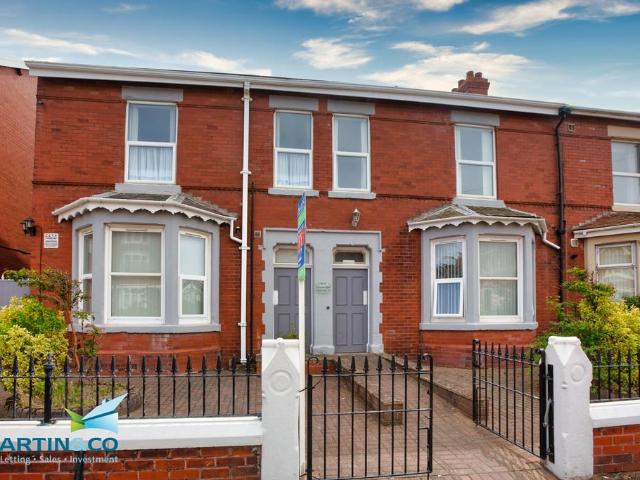 Flat for rent in Squires Gate, Blackpool