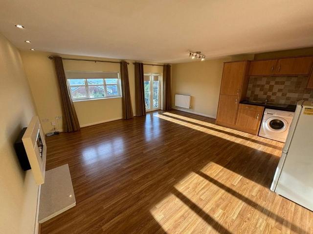 Flat for rent in Hemingfield, South Yorkshire