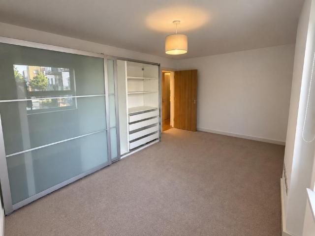 Apartment for rent in London Borough of Merton, Greater London