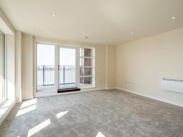Apartment for rent in Henley-on-Thames, Berrick Salome