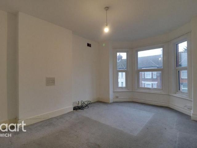 Apartment for rent in California, Key Street