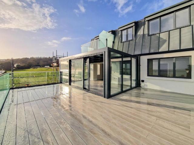 Flat for rent in St Brelade