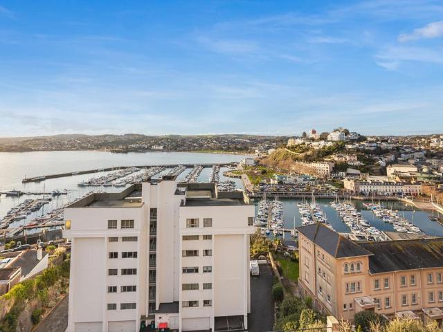 Flat for rent in Babbacombe