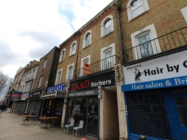 Flat for rent in London Borough of Lewisham, Ladywell
