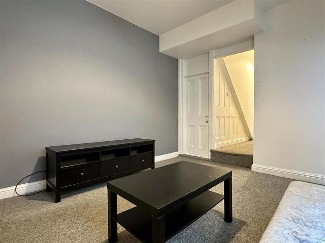 Apartment for rent in Froggatt, East Midlands